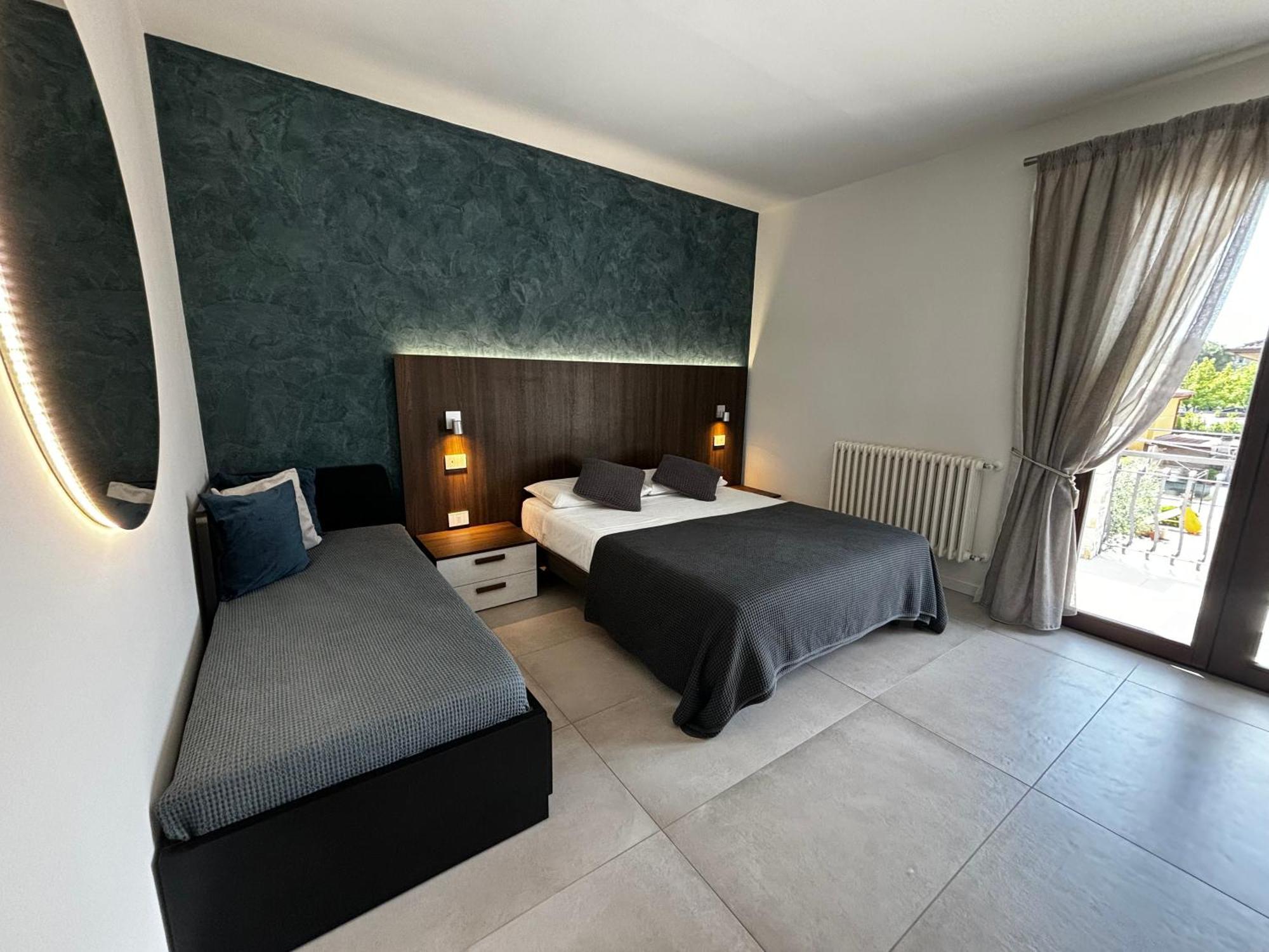 Villa Elena Desenzano del Garda Zewnętrze zdjęcie